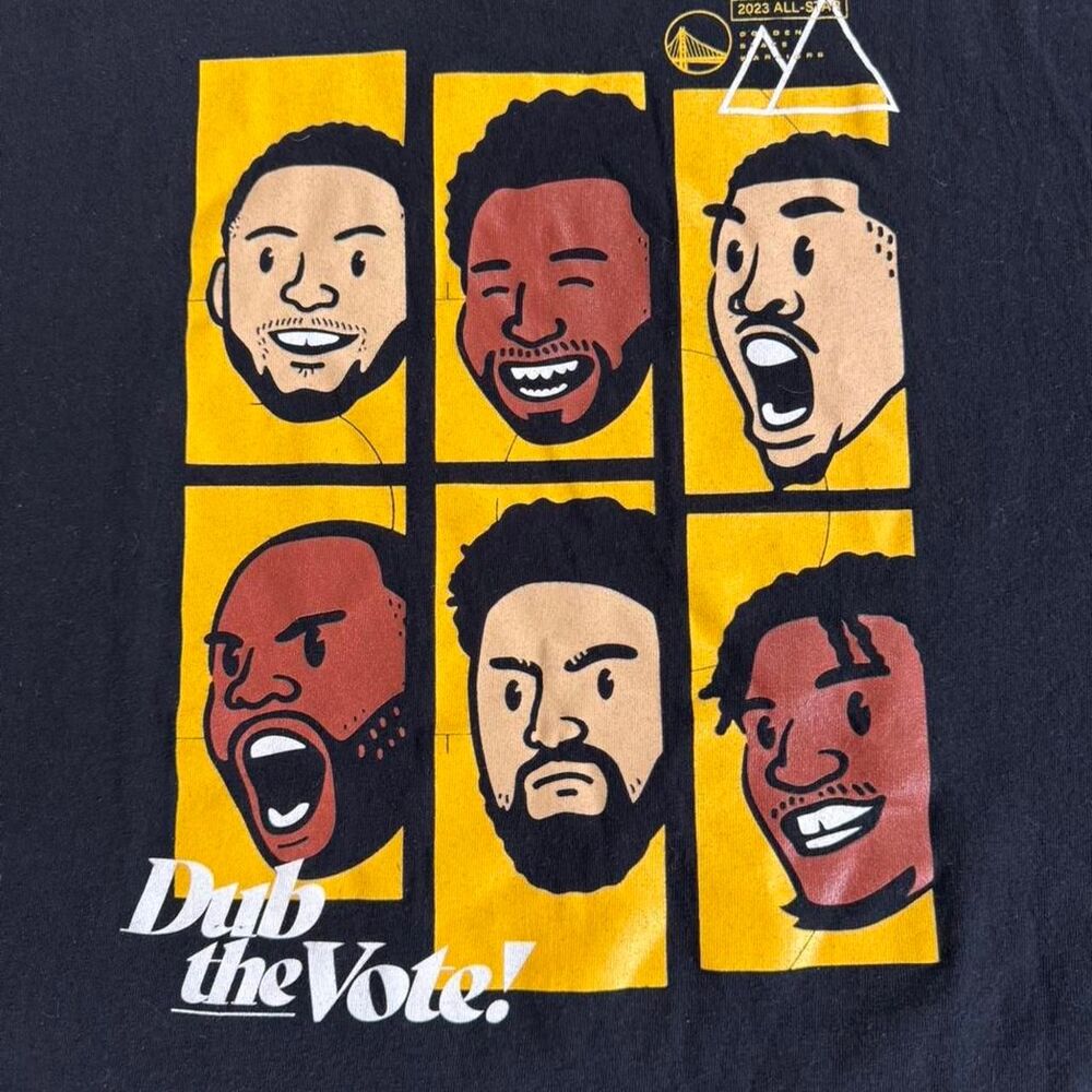 Golden State Warriors NBA Dub The Vote Crewneck Mens 2023 Short Sleeves T's, XL - Picture 2 of 7